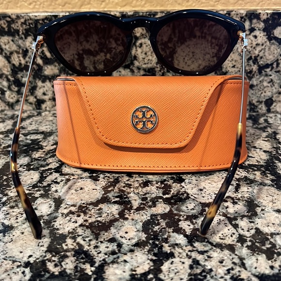 Tory Burch Sunglasses - Picture 2 of 3